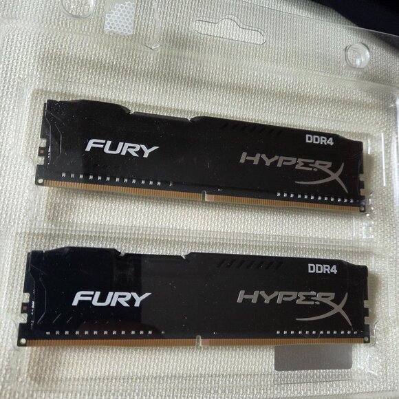Kingston Hyperx Fury DDR4 2x8GB - Picture 1 of 5